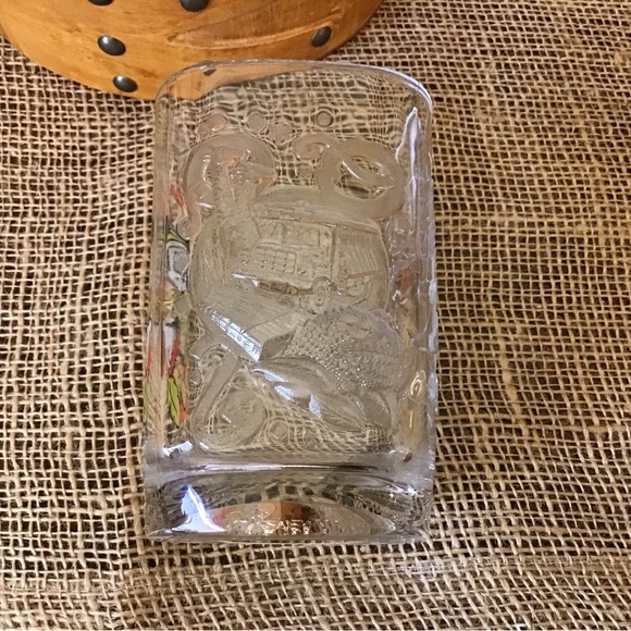 Vintage McDonald’s Disney World 2000 celebration glass.  Animal Kingdom - Picture 2 of 6